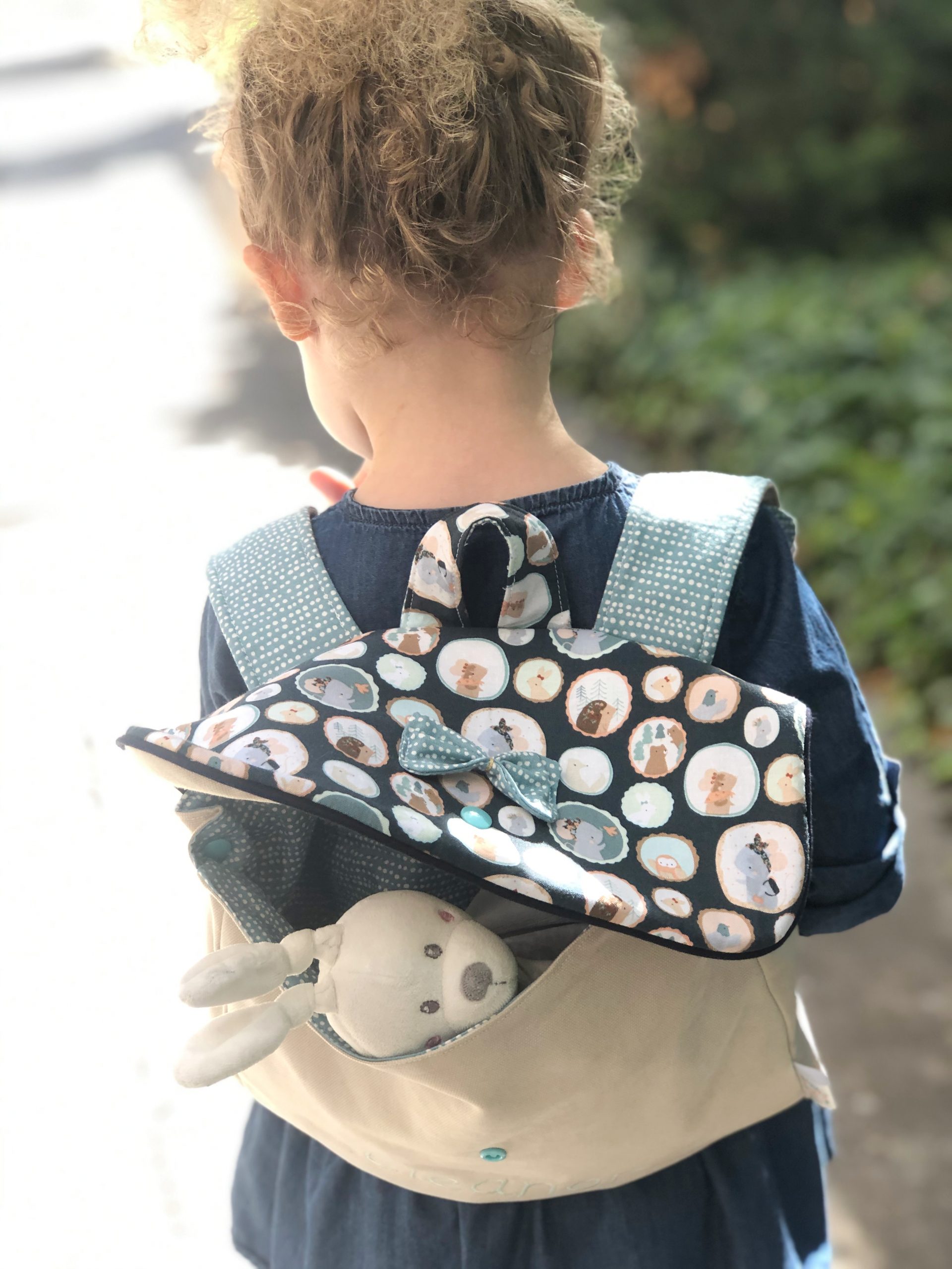 https://www.sewfrancisco.com/wp-content/uploads/2020/10/personalized-daycare-backpack-scaled.jpg